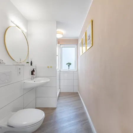 Mango Living I Apartment Hideaway I Modern I 2 Schlafzimmer I 77Qm Mönchengladbach Exterior foto